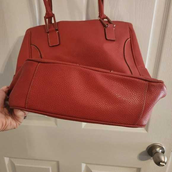 Vintage Tommy Hilfiger Red Faux Leather square Shoulder Bag, 90's, Retro - Picture 9 of 16